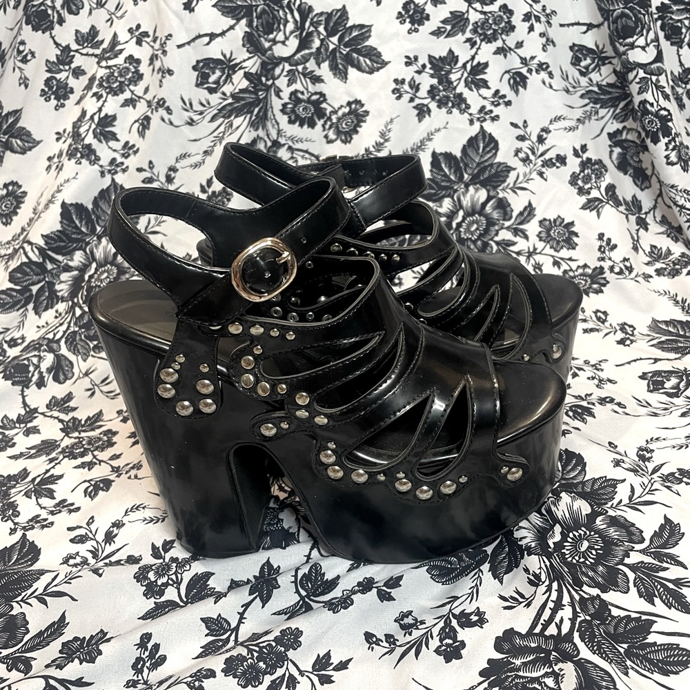 Sugar Thrillz Black studded platform sandals